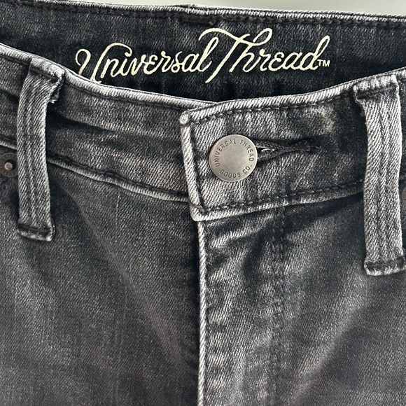 Universal Thread gray-wash High rise skinny jeans size 2/26 - Picture 4 of 7